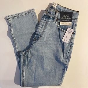 Abercrombie Curve Love The 90’s Slim Straight Leg Jean